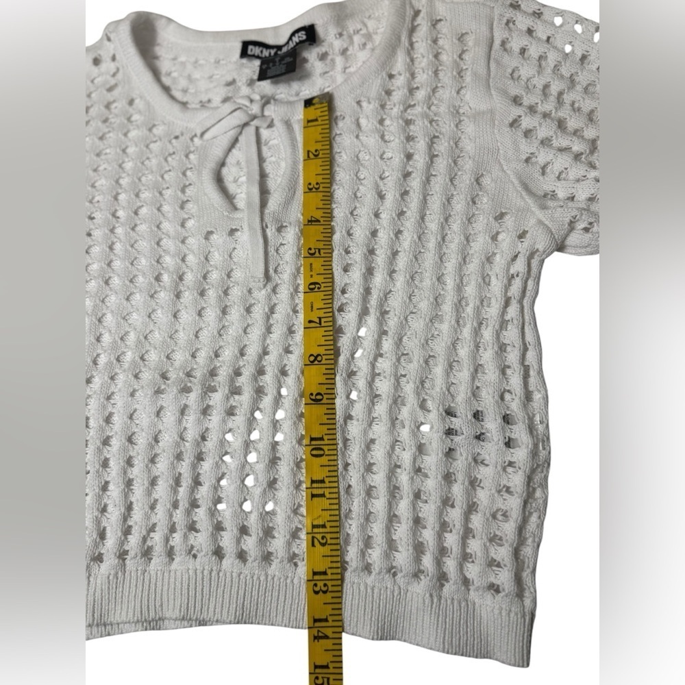DKNY JEANS Women’s Size Small White Knit Sweater pull over - Picture 8 of 10